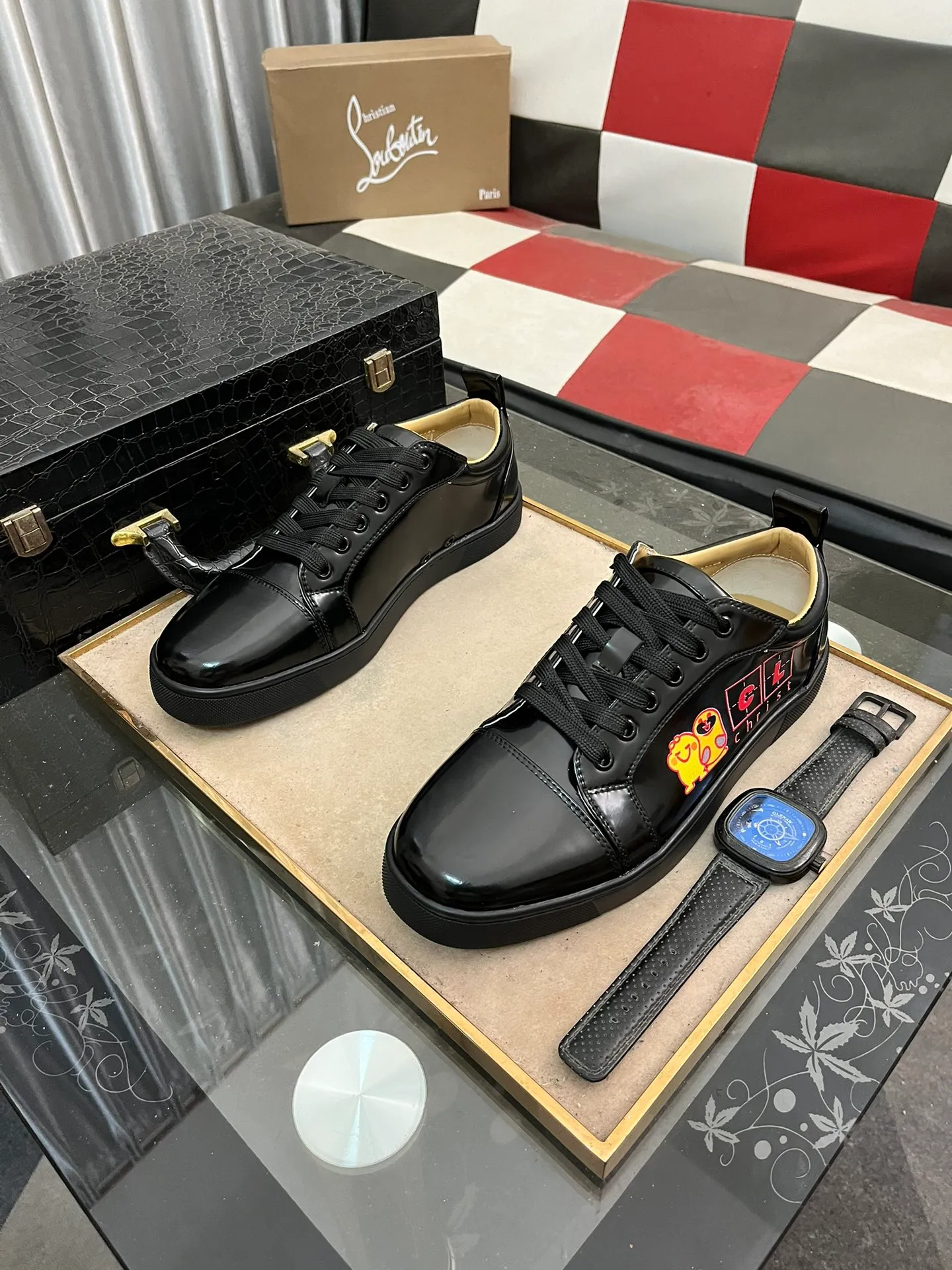 Men's men's shoes💰458⌚️⌚️christian louboutin (CL red sole shoes) counter hot diamond series, casual sneakers📢 📢 📢 Exclusive hot style release🎈🎈💪Movable latex feet👻Finished outsole line [Deyi] Global supply😝 [Top version]: Original imported cowhide upper, top original leather lining, original open-molded TPU outsole, original 1:1 detail processing, original shoe last, large number of ready-made code numbers: 38-44
